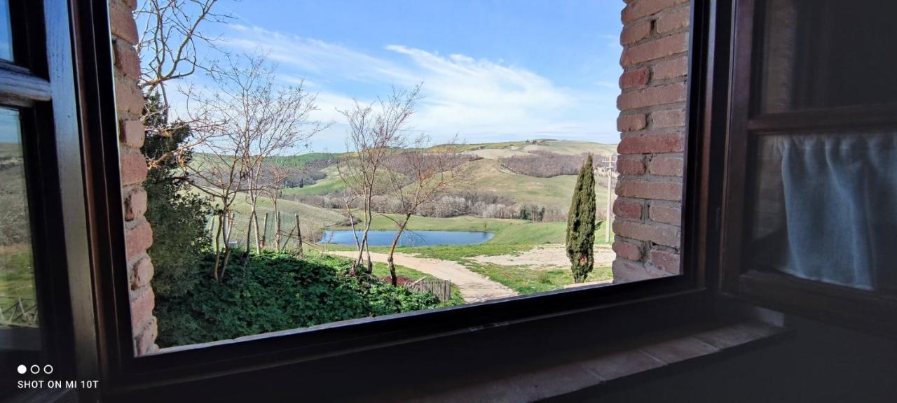 Agriturismo Val Di Tufo Montalcino Exterior photo